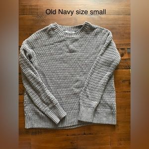 Great old navy sweater, size medium